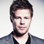 Holding On (Above And Beyond Remix) - Ferry Corsten and Shelley Harland